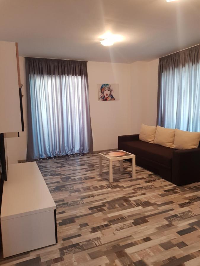 Summerhouse Apartments Mamaia Exteriör bild