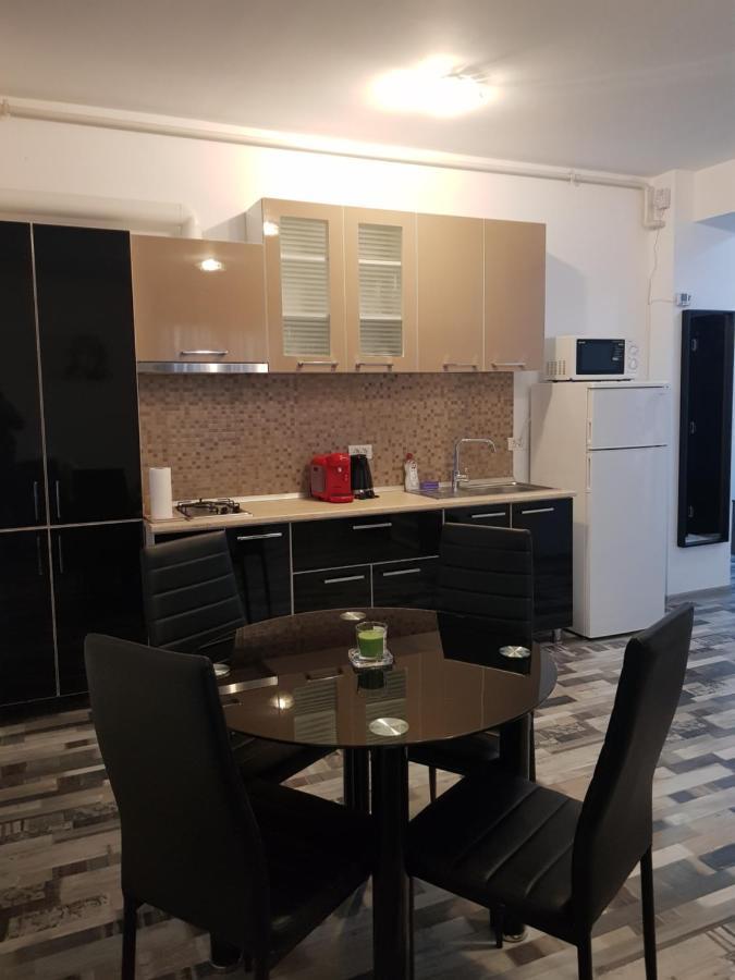 Summerhouse Apartments Mamaia Exteriör bild